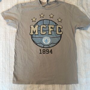 Manchester City Football Club Light Gray T-Shirt Men’s Medium